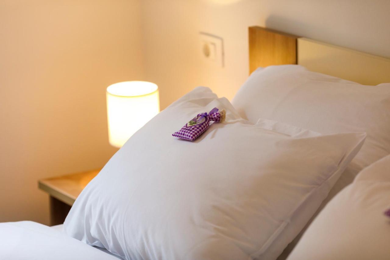 Apartment Grace, Feel At Home - Away From Home Split Eksteriør bilde