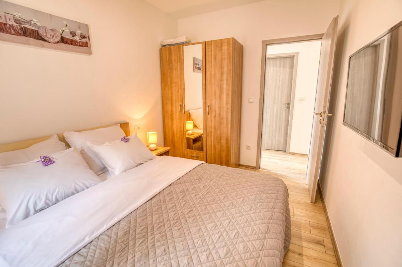 Apartment Grace, Feel At Home - Away From Home Split Eksteriør bilde