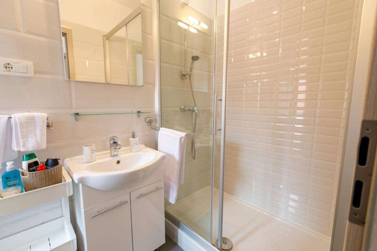 Apartment Grace, Feel At Home - Away From Home Split Eksteriør bilde
