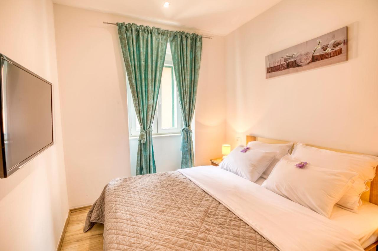 Apartment Grace, Feel At Home - Away From Home Split Eksteriør bilde