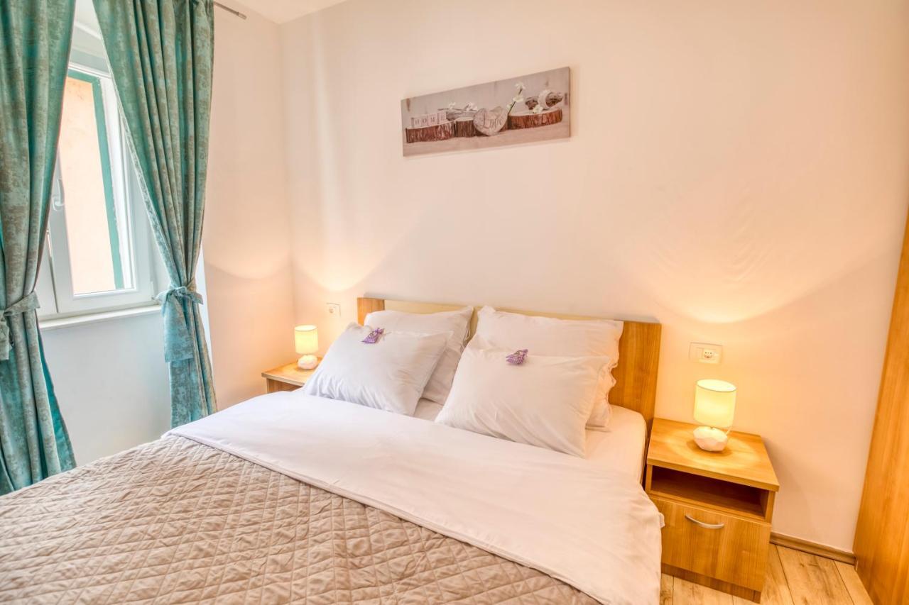 Apartment Grace, Feel At Home - Away From Home Split Eksteriør bilde