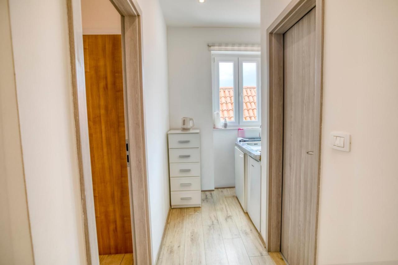 Apartment Grace, Feel At Home - Away From Home Split Eksteriør bilde